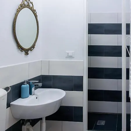 Elohim House Apartment *