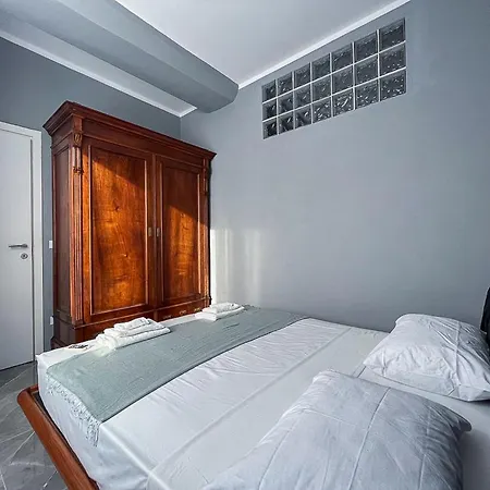 Appartement Elohim House *